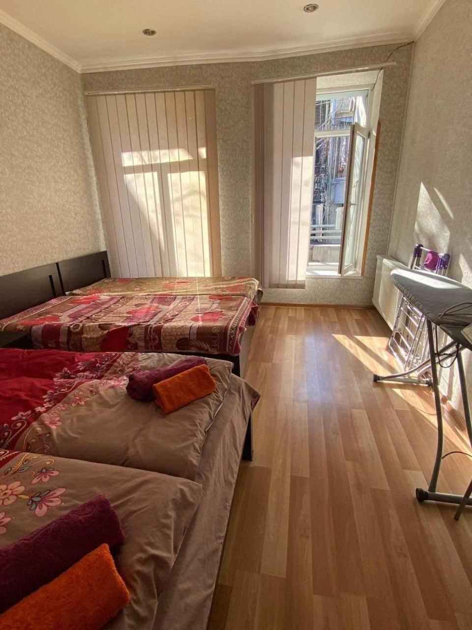 Nutsa'S Apartment In Old تبليسي المظهر الخارجي الصورة