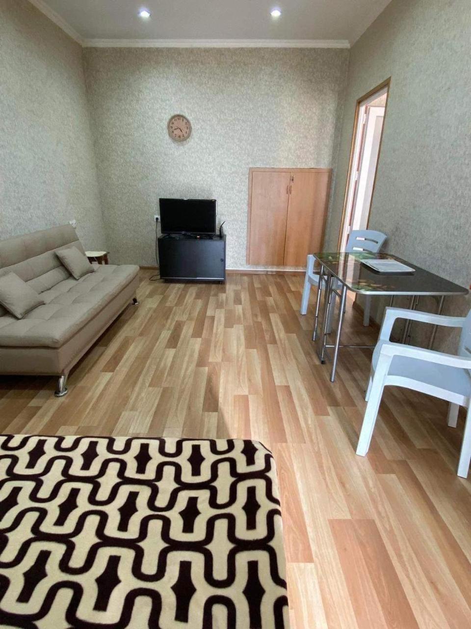 Nutsa'S Apartment In Old تبليسي المظهر الخارجي الصورة